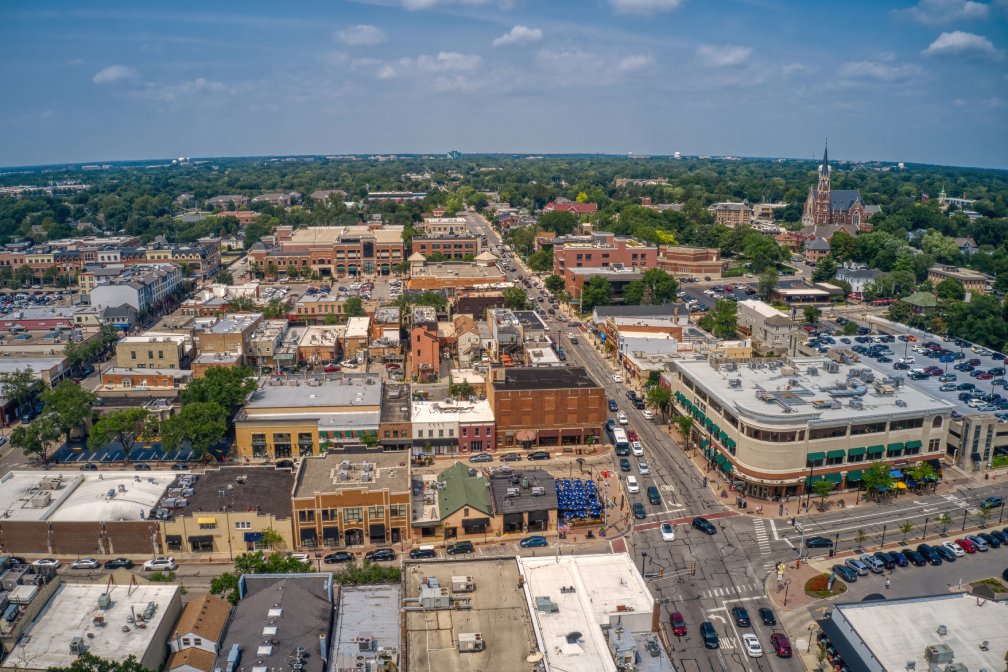 10 Tips for Moving from San Diego to Naperville